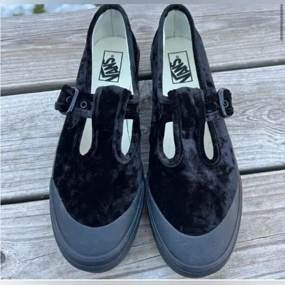 NEW VANS SOLID BLACK STYLE 93 CRUSHED VELVET MARY JANE SNEAKERS WITH BUCKLE 9.5 - Picture 5 of 13